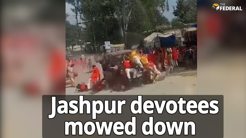 Speeding car mows down devotees in Chhattisgarh, one killed
