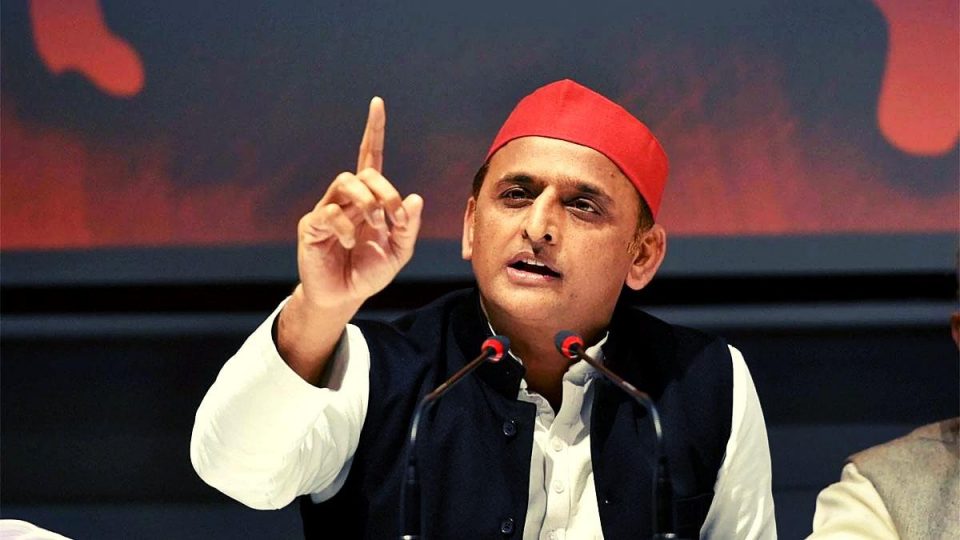 EC looks the other way as Akhilesh cries foul over ‘tinkering’ of EVMs