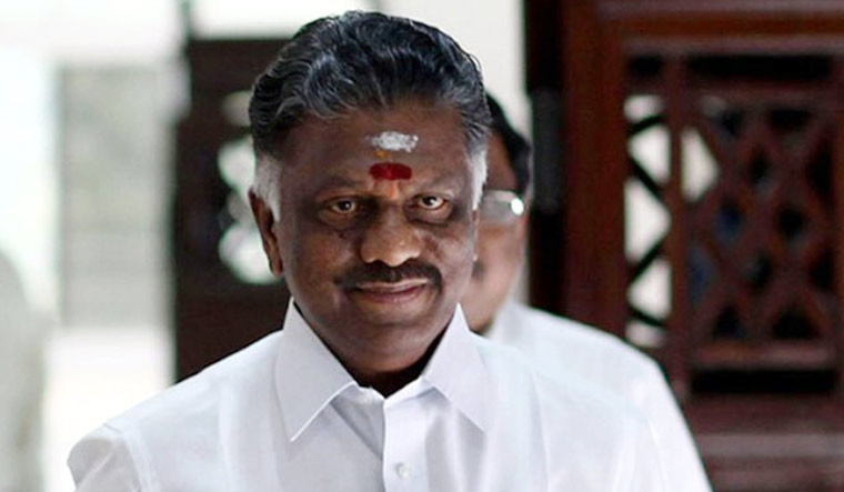 OPS takes centrestage in TN politics as EPS lies low