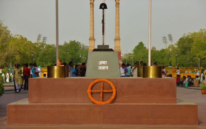 Govt to extinguish Amar Jawan Jyoti, to merge flame with war memorial torch