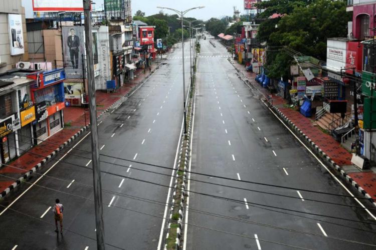 Karnataka imposes weekend lockdown starting Jan 7, extends night curfew
