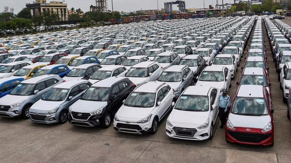Over 1.25 lakh old vehicles to be deregistered from Noida