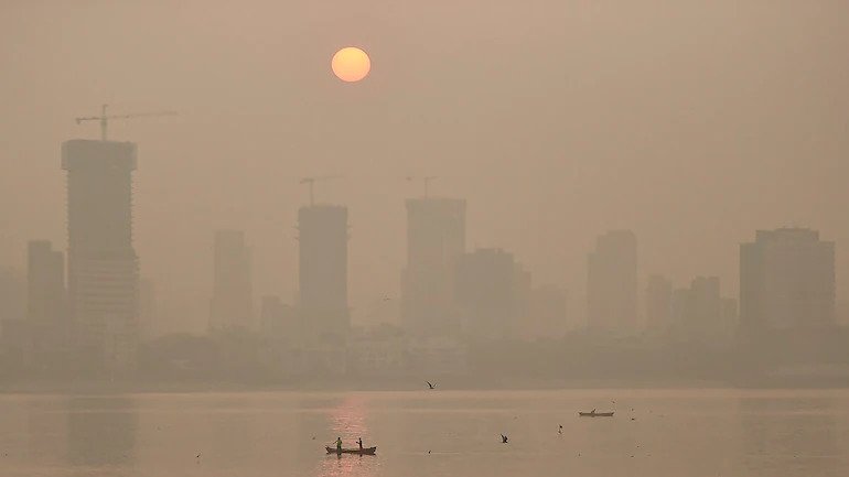 Dust storm in the desert depletes Mumbai’s air quality to Delhi levels