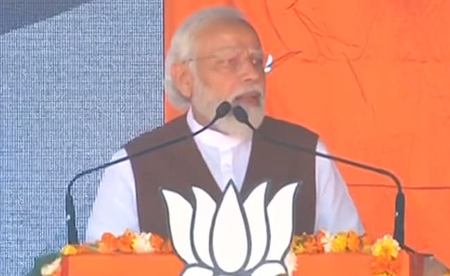 ‘Owner clapping’: Modi slams Channi and Priyanka. CM says statement twisted