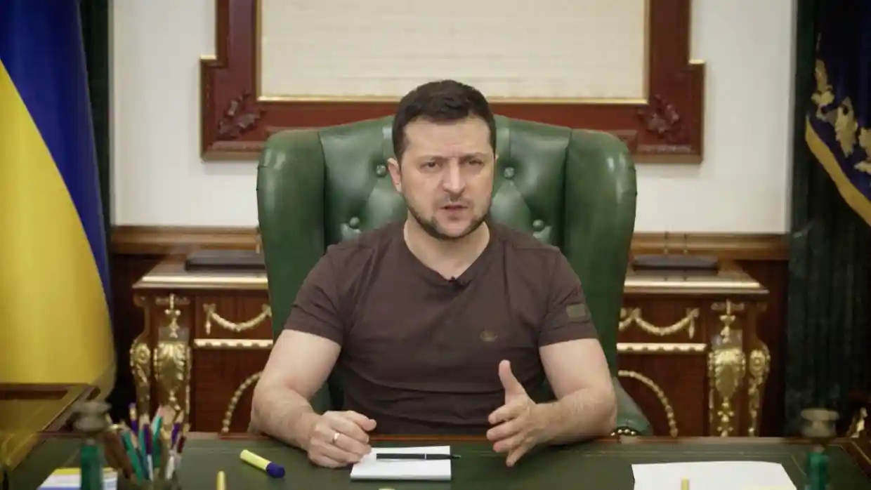 Absurd, says Zelenskyy on NATO dithering about Ukraines membership