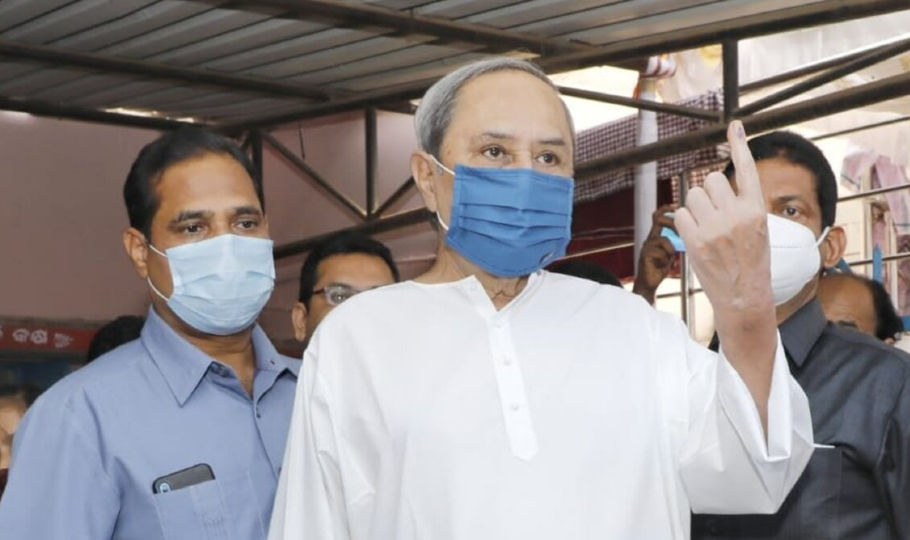 Odisha CM Naveen walks to polling booth, dispels rumours about health