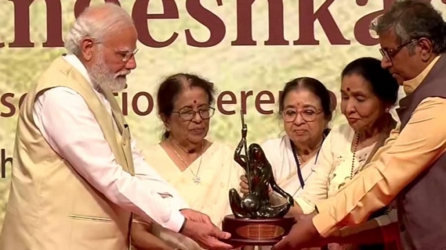 Modi receives Lata Deenanath Mangeshkar award; says will miss Didi on Rakhi