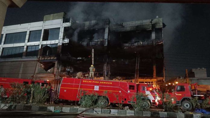 Indore, hotel fire, eight rescued, sixth floor, fire engines
