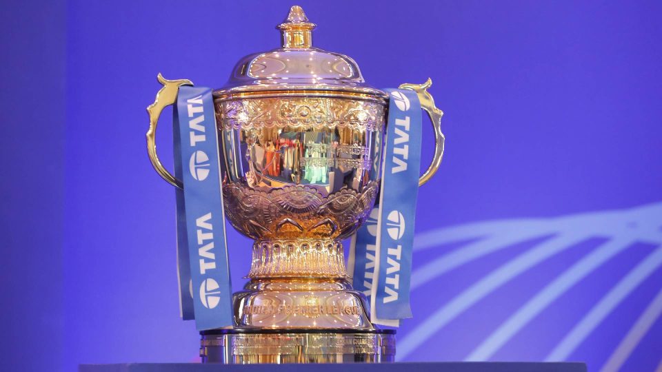 IPL 2023 trophy