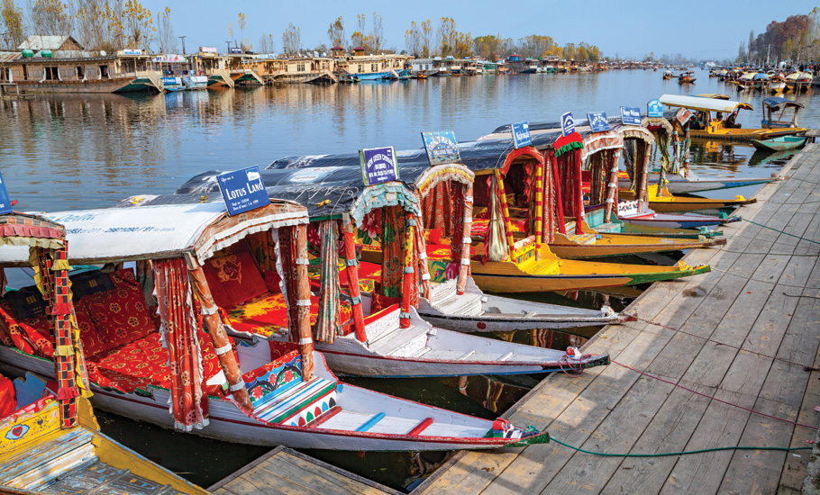 Tourism: Why the big spenders are giving Kashmir a miss