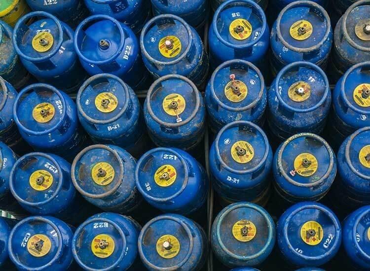 Commercial LPG cylinder, cost, New Delhi