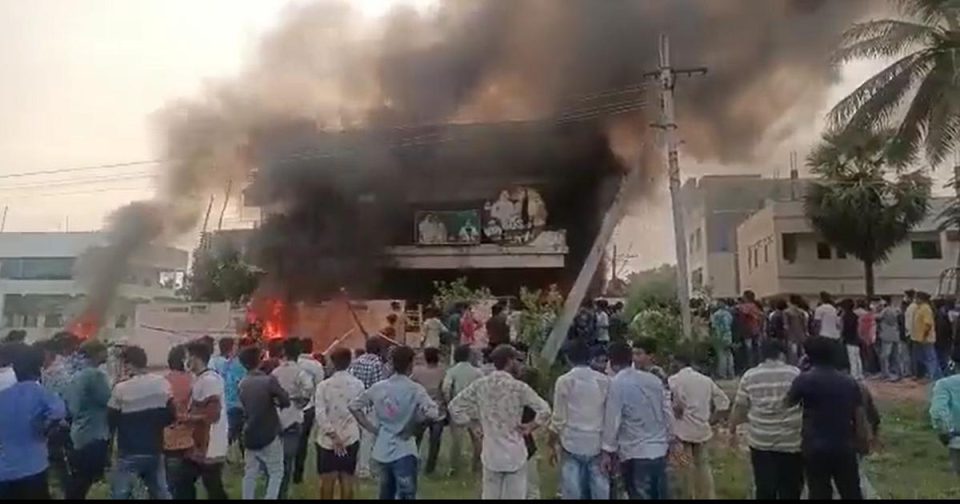 Section 144 imposed in Andhras Amalapuram after protesters set ministers house on fire