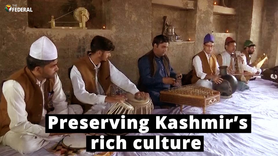 Srinagar grooves to folk music, connects with heritage