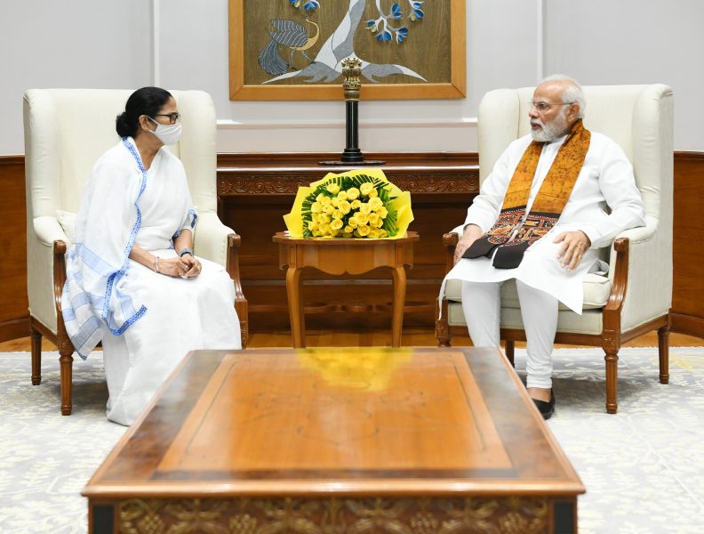 Mamata meets PM Modi for 45 mins; Oppn says secret pact