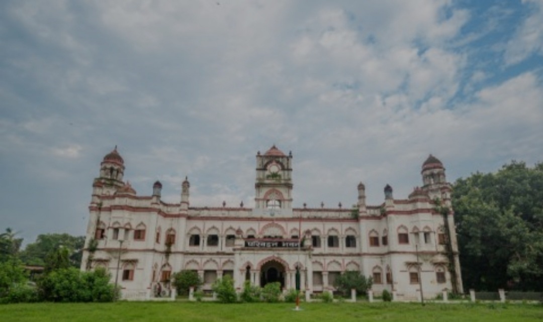 Twitterati roar against demolishing of 100-year-old Patna Palace