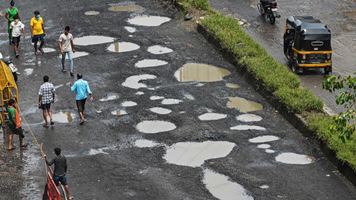 Potholes caused over 5,000 deaths, shows 2018-2020 road accidents data