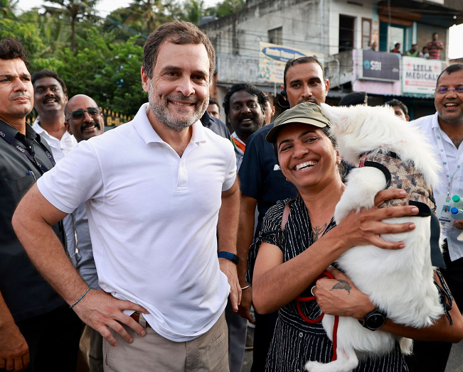 ‘From Vanakkam to Namaskaram’: Rahul’s Bharat Jodo Yatra enters Kerala leg