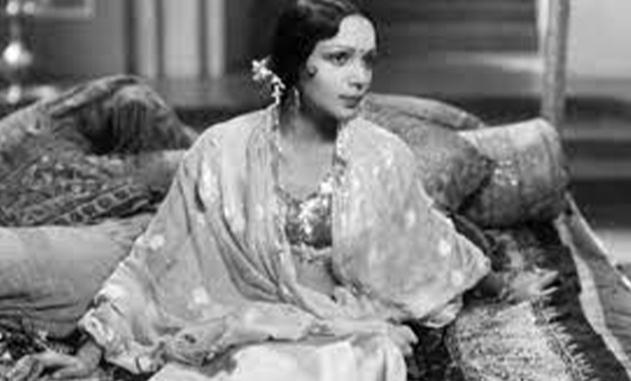 The longest kiss: How actor Devika Rani survived a Bombay of yore