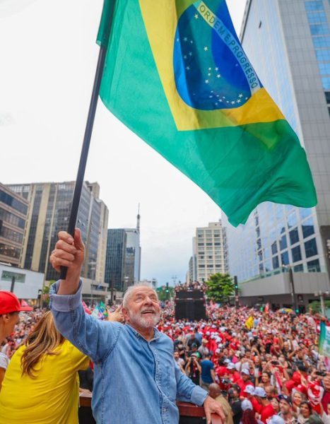 Luiz Inácio Lula da Silva defeats Jair Bolsonaro