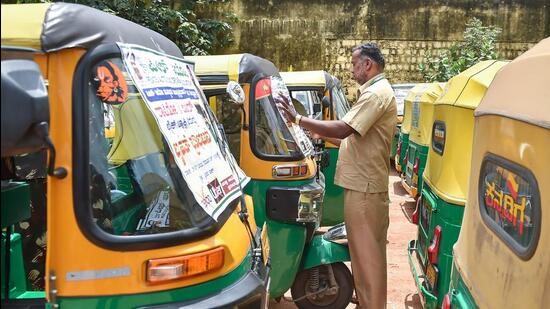OLa, Uber, Rapido autorickshaw services. Karnataka high court order staying ban