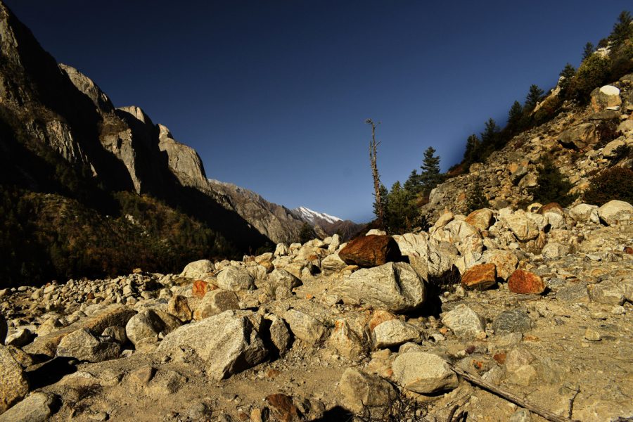 Boulder smuggling to Bangladesh is adding to Bengal govts woes