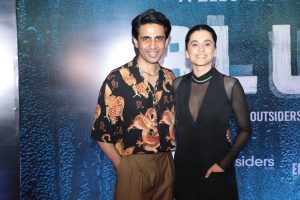 Taapsee Pannu, Blurr