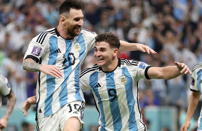 Messi sets record as Argentina enters World Cup final in Qatar