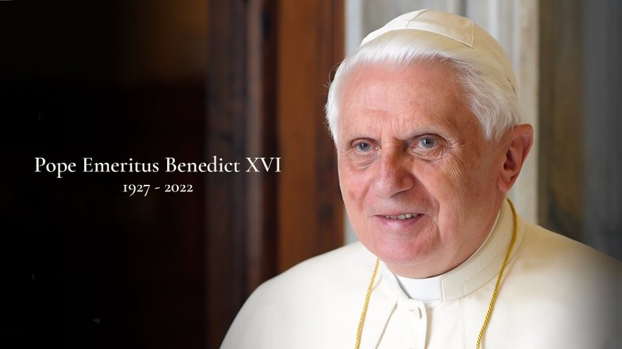 pope benedict obituary