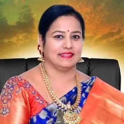 Deve Gowdas daughter-in-law adamant to contest from Hassan constituency