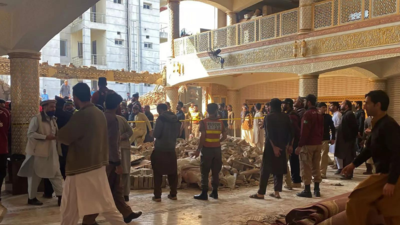 Pakistan mosque bomb blast, 46 killed