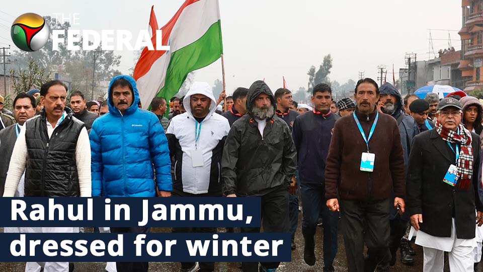 Wearing raincoat, Rahul leads Bharat Jodo Yatra in Jammu