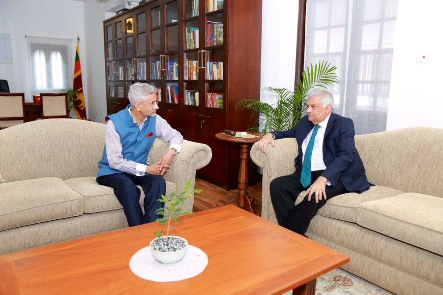 jaishankar and ranil in Sri Lanka