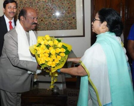 Amid Governor’s bonhomie with CM, BJP will have to directly take on TMC  