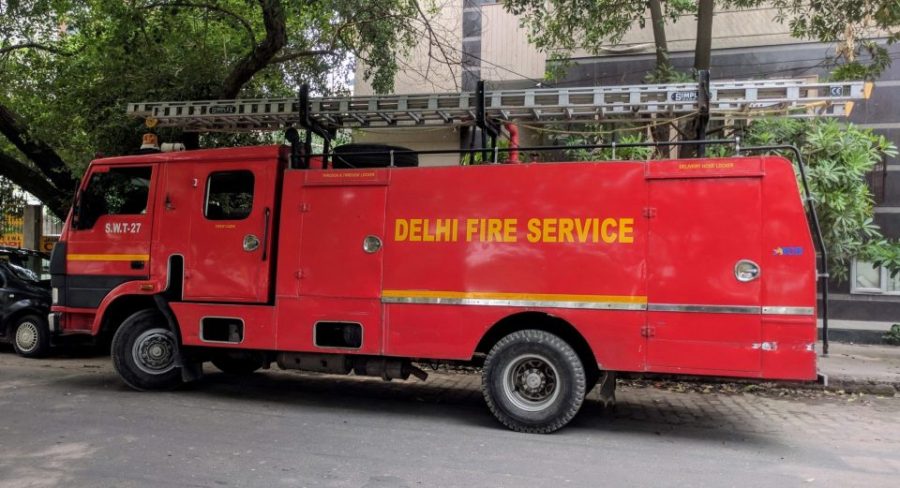 Delhi fire service, fire at shop in Gandhi Nagar