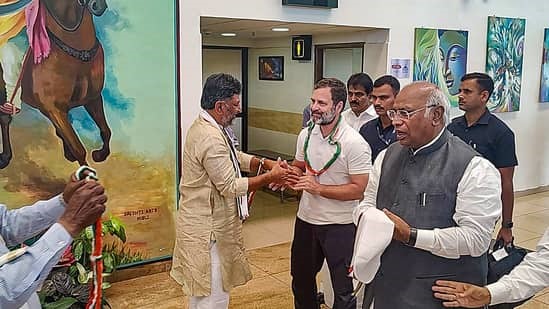 Rahul Gandhi in poll-bound Karnataka