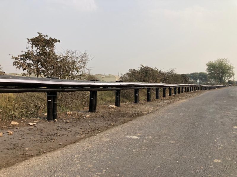 Bamboo crash barrier National Highway Maharashtra