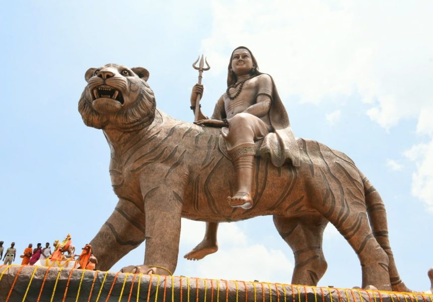 Lord Male Mahadeshwara statue