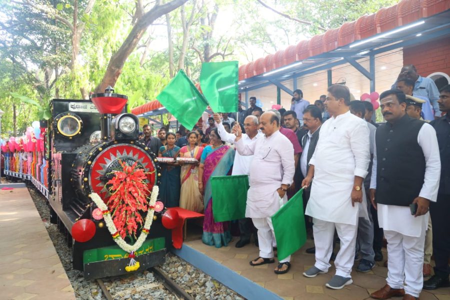 Toy Train Putani Express Bengaluru Cubbon Park