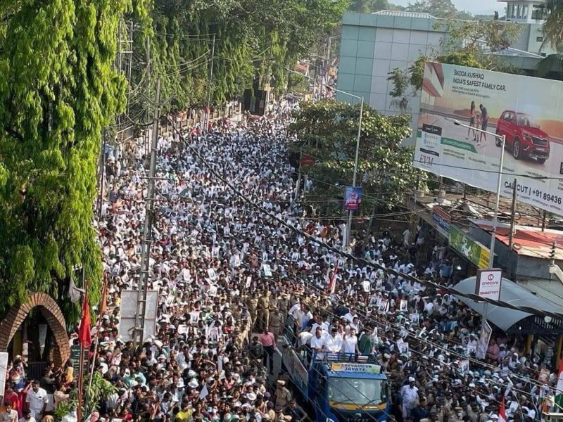 At massive rally in Keralas Wayanad, Rahul Gandhi dares BJP