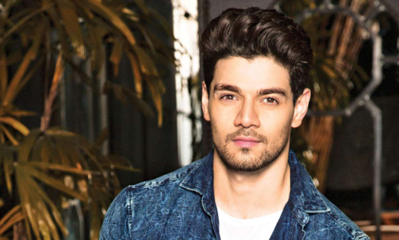 Jiah Khan suicide case: Court acquits actor Sooraj Pancholi, citing lack of evidence