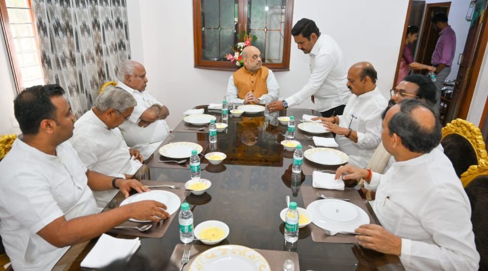 Yediyurappa, Amit Shah, breakfast