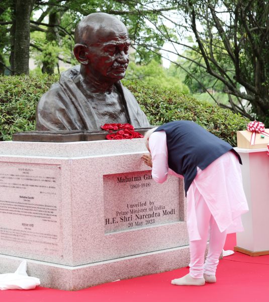 PM Narendra Modi unveils Mahatma Gandhi bust in Hiroshima, Japan