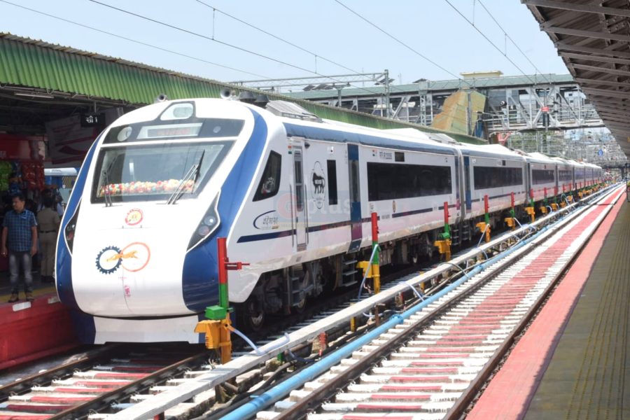 With 183% average occupancy, Kasargod-Trivandrum best-performing Vande Bharat Express