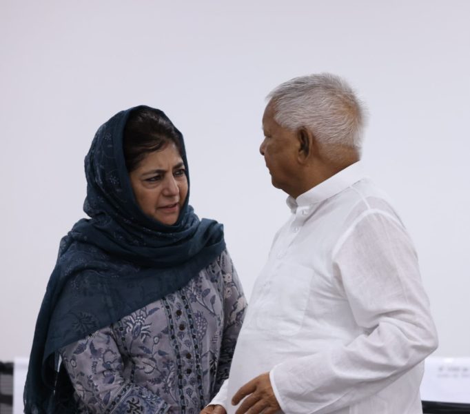 Mehbooba Mufti with Lalu Yadav