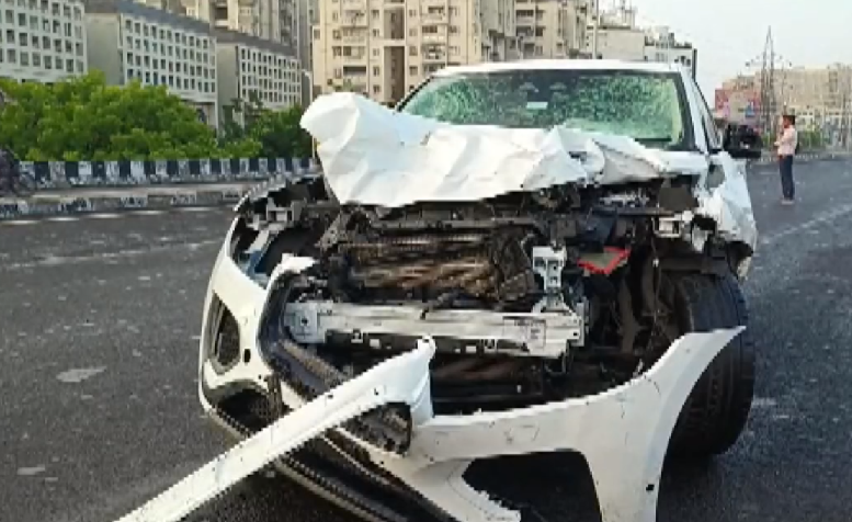 Ahmedabad, accident, Jaguar