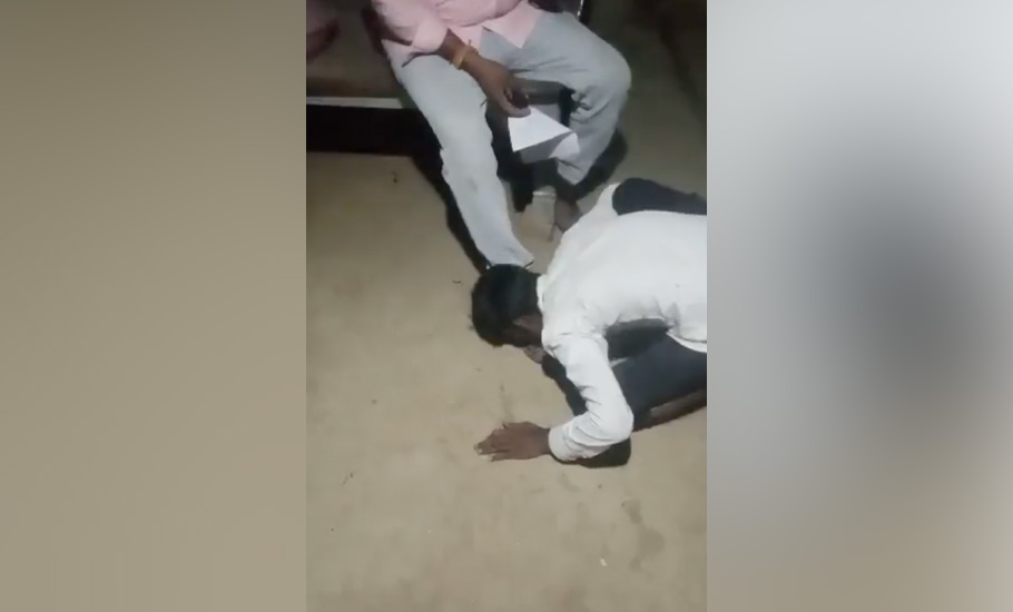 Dalit man in UP forced to lick slippers of a man
