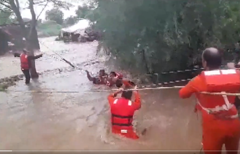 Heavy rains batter Gujarat; IMD issues red alert for Junagadh, 7 other districts