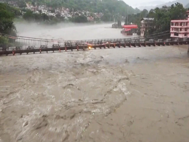 Its raining heavily, yet Shimla faces huge water crisis