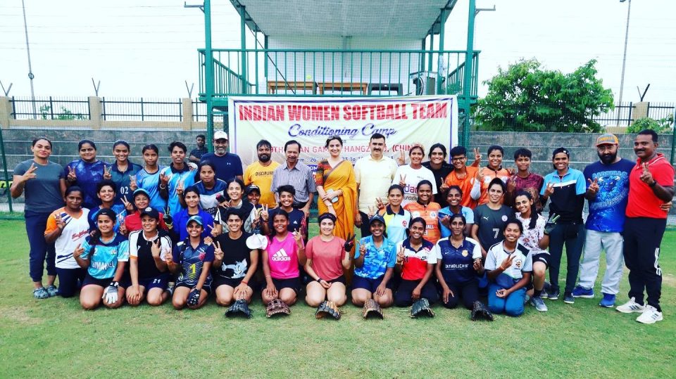 Indian womens softball team