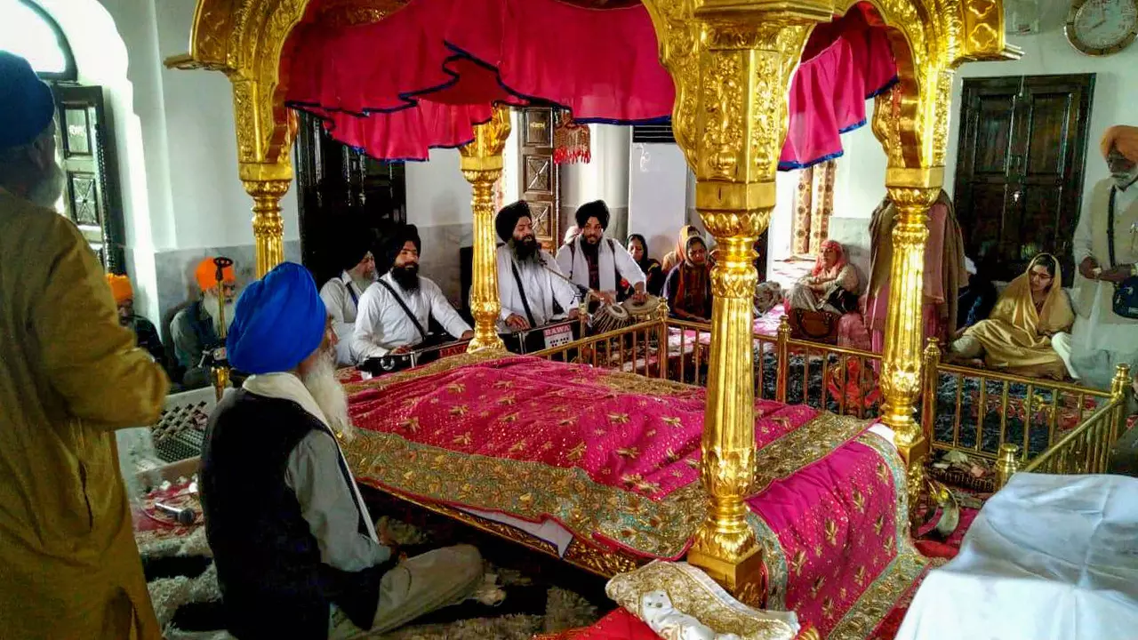 Sikhs fume as US officials raid gurdwaras in search of illegal migrants Sikhs fume as US officials raid gurdwaras in search of illegal migrants